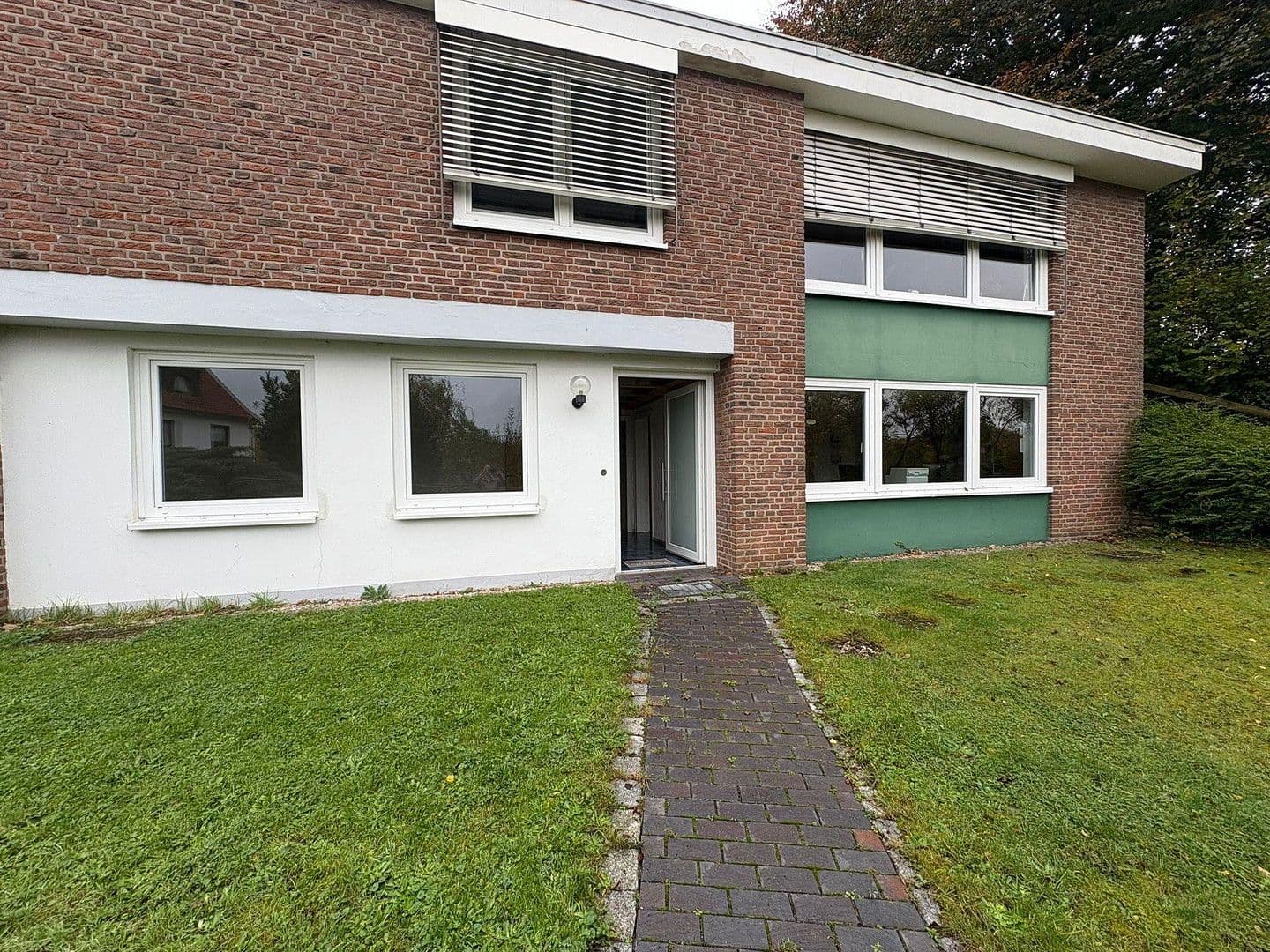 Prodej domu 235 m², pozemek 1.194 m², Obernkirchen, Dolní Sasko Prodej domu 235 m², pozemek 1.194 m², Obernkirchen, Dolní Sasko