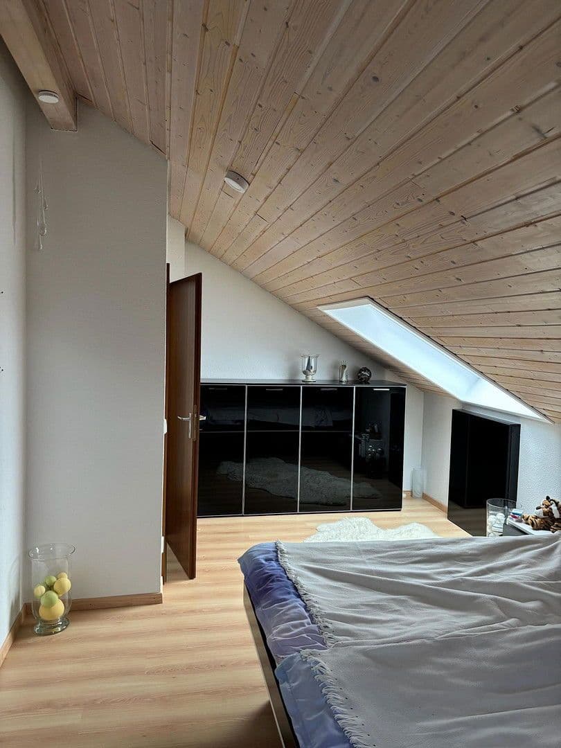 Prodej domu 190 m², pozemek 317 m², Böblingen, Bádensko-Württembersko Prodej domu 190 m², pozemek 317 m², Böblingen, Bádensko-Württembersko