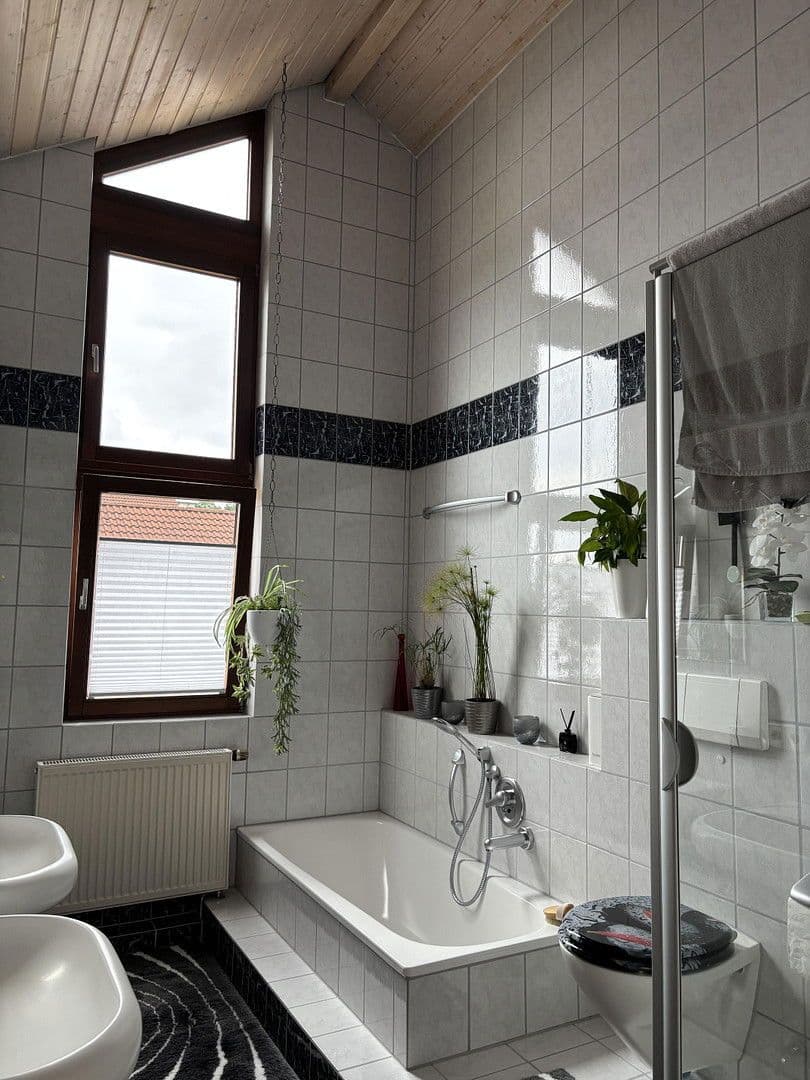 Prodej domu 190 m², pozemek 317 m², Böblingen, Bádensko-Württembersko Prodej domu 190 m², pozemek 317 m², Böblingen, Bádensko-Württembersko