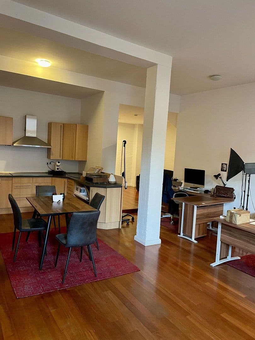 Pronájem kanceláře 92 m², Große Burgstraße 27/29, Lübeck, Šlesvicko-Holštýnsko Pronájem kanceláře 92 m², Große Burgstraße 27/29, Lübeck, Šlesvicko-Holštýnsko