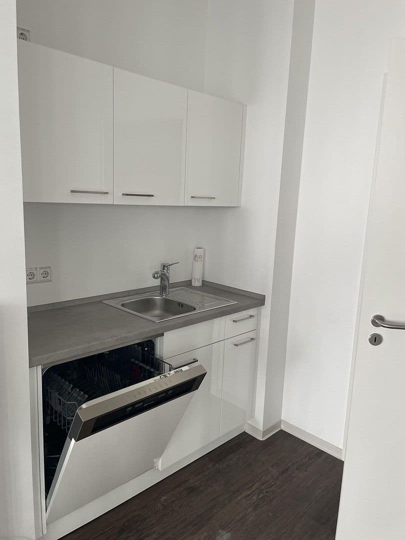 Pronájem kanceláře 146 m², Schweinfurt, Bavorsko Pronájem kanceláře 146 m², Schweinfurt, Bavorsko