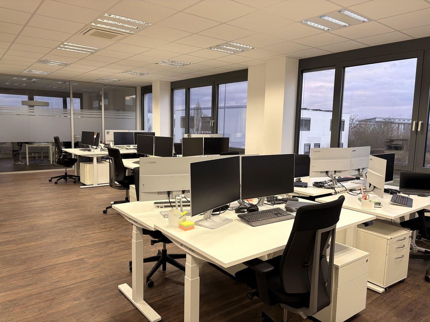 Pronájem kanceláře 146 m², Schweinfurt, Bavorsko Pronájem kanceláře 146 m², Schweinfurt, Bavorsko