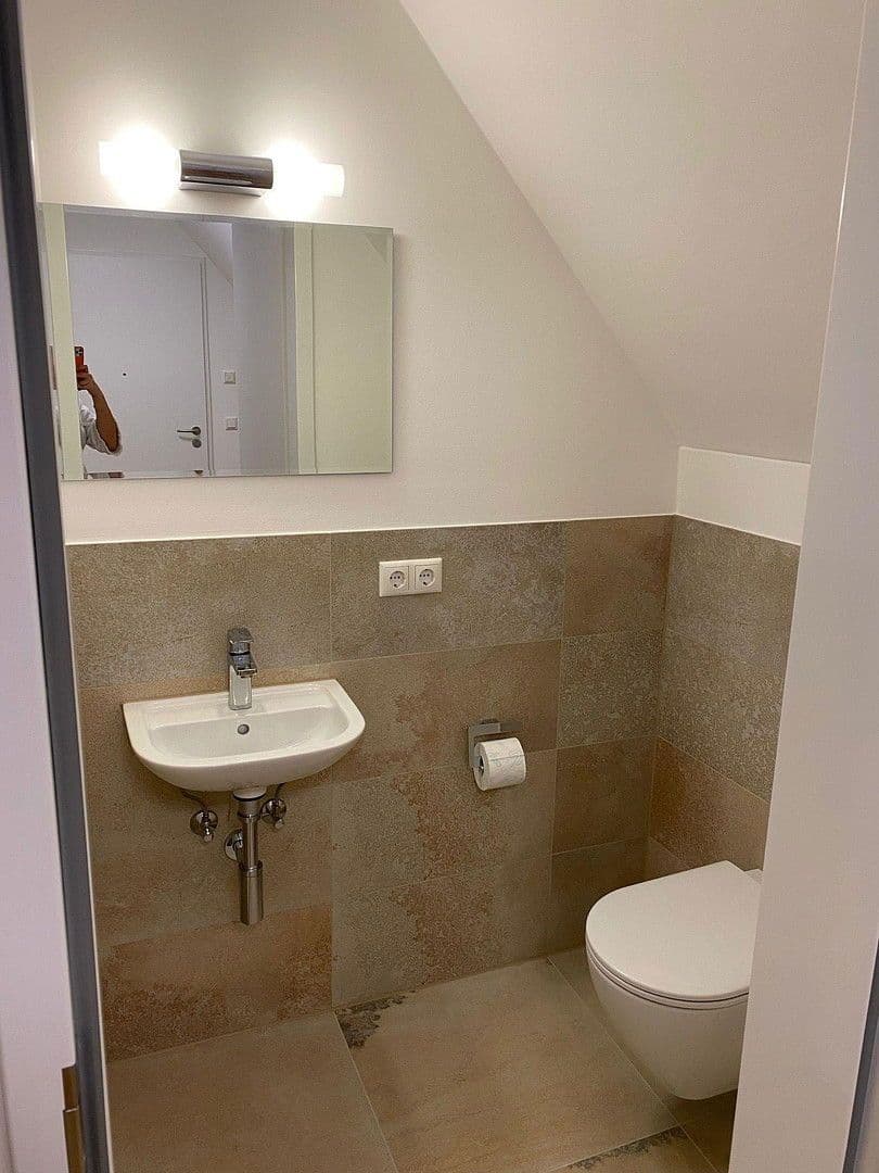 Pronájem bytu 3+kk 92 m², Herzog- Georg- Straße 16, Lauingen (Donau), Bavorsko Pronájem bytu 3+kk 92 m², Herzog- Georg- Straße 16, Lauingen (Donau), Bavorsko