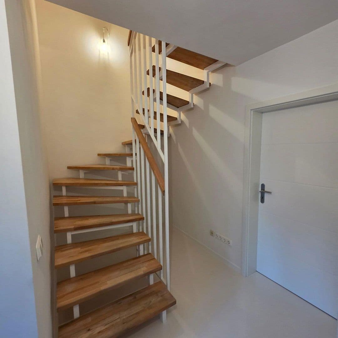 Prodej domu 121 m², pozemek 554 m², Deumener Weg 1, Hohenmölsen, Sasko-Anhaltsko Prodej domu 121 m², pozemek 554 m², Deumener Weg 1, Hohenmölsen, Sasko-Anhaltsko