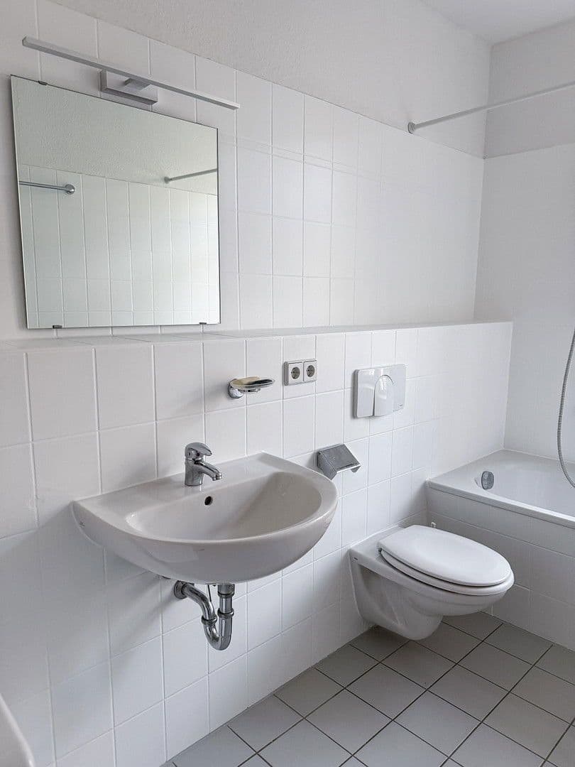 Pronájem bytu 2+1 47 m², Brehmestraße 1, Leipzig, Sasko Pronájem bytu 2+1 47 m², Brehmestraße 1, Leipzig, Sasko