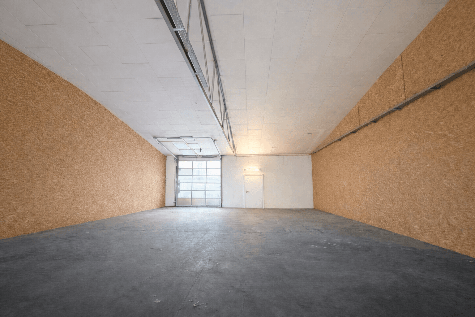 Pronájem nebytového prostoru 540 m², Talstraße 2b, Raubach, Porýní-Falc Pronájem nebytového prostoru 540 m², Talstraße 2b, Raubach, Porýní-Falc