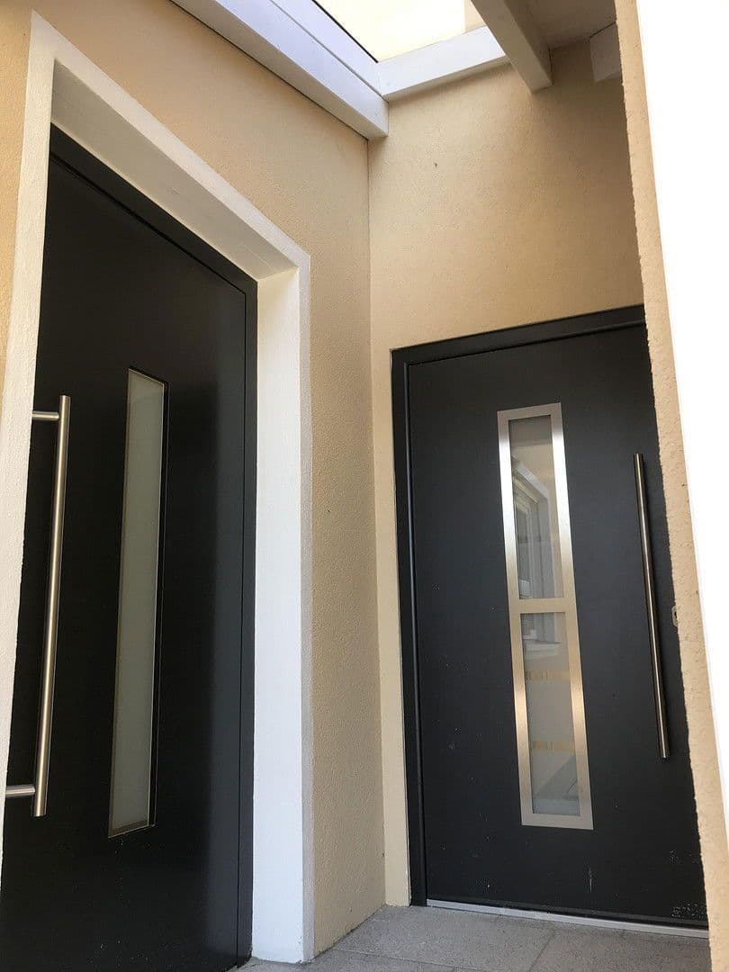 Prodej domu 227 m², pozemek 286 m², Tainger Straße 15f, Pastetten, Bavorsko Prodej domu 227 m², pozemek 286 m², Tainger Straße 15f, Pastetten, Bavorsko