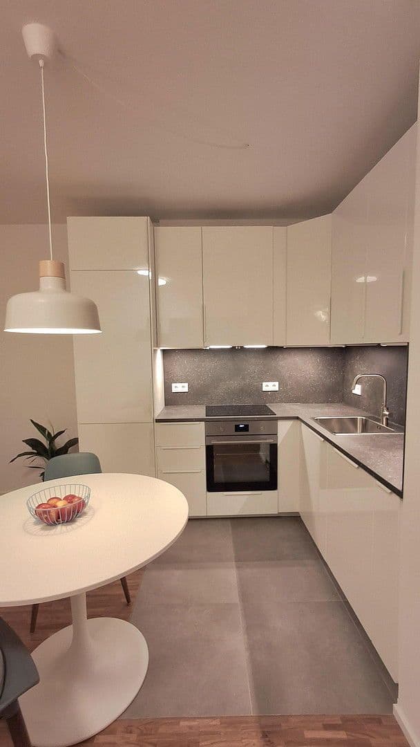 Pronájem bytu 2+1 67 m², Ludwig-Landmann-Straße 381, Frankfurt am Main, Hessen Pronájem bytu 2+1 67 m², Ludwig-Landmann-Straße 381, Frankfurt am Main, Hessen