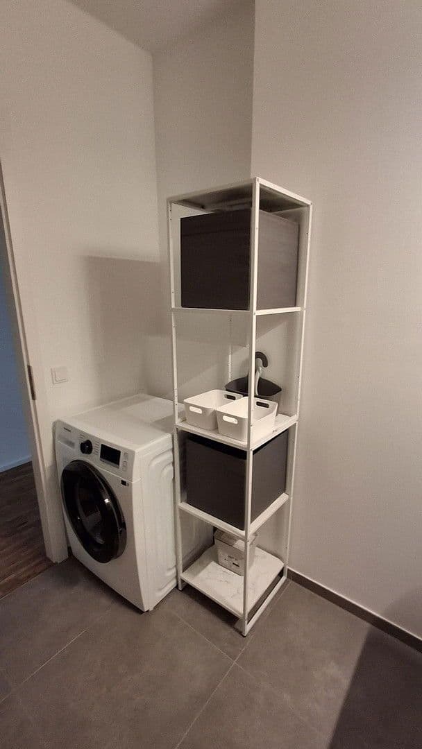 Pronájem bytu 2+1 67 m², Ludwig-Landmann-Straße 381, Frankfurt am Main, Hessen Pronájem bytu 2+1 67 m², Ludwig-Landmann-Straße 381, Frankfurt am Main, Hessen