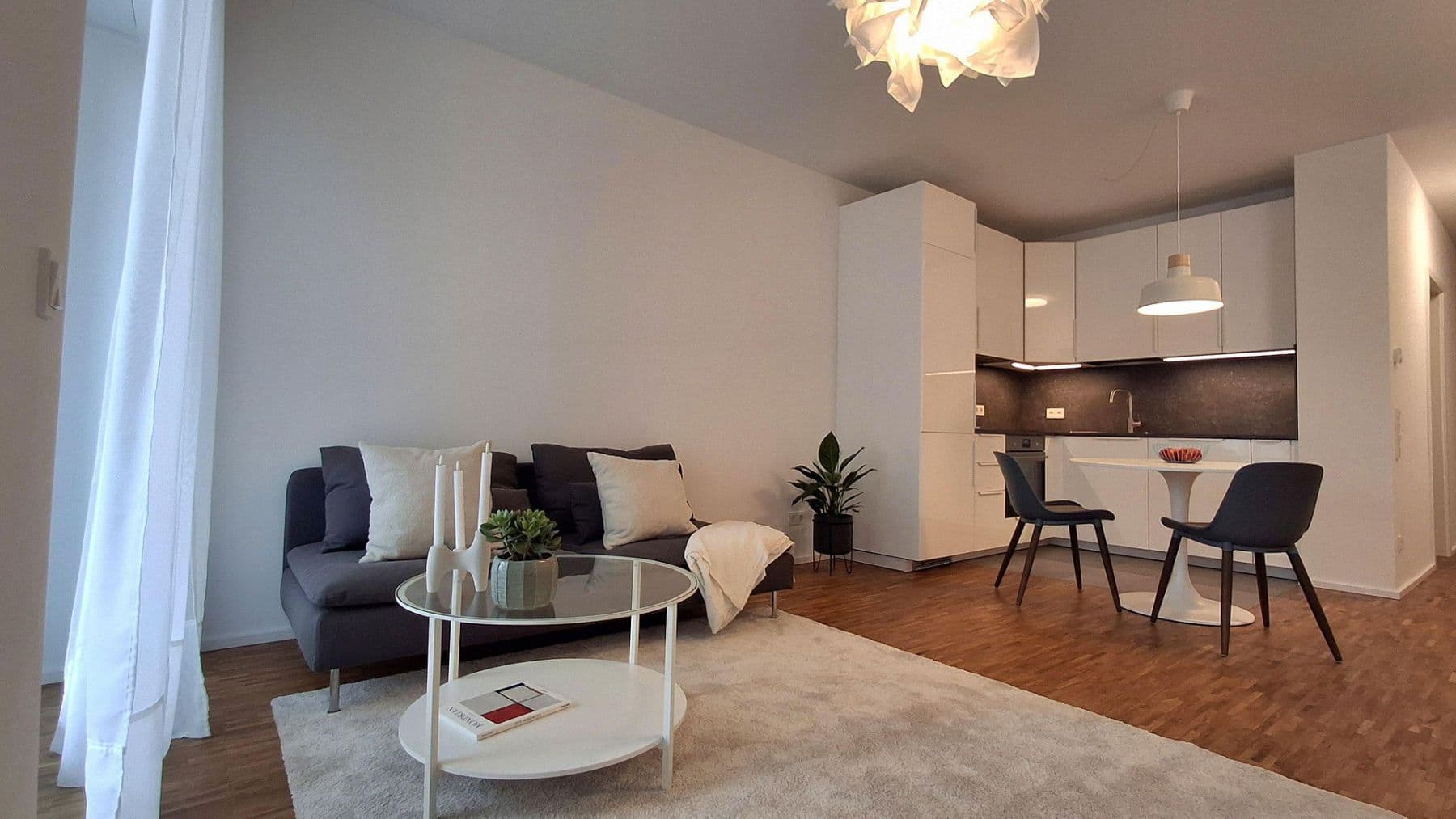 Pronájem bytu 2+1 67 m², Ludwig-Landmann-Straße 381, Frankfurt am Main, Hessen Pronájem bytu 2+1 67 m², Ludwig-Landmann-Straße 381, Frankfurt am Main, Hessen