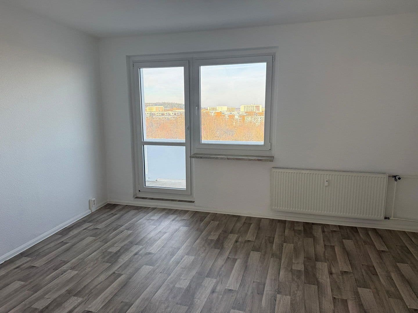 Pronájem bytu 5+1 118 m², Otto Worms Straße, Gera, Durynsko Pronájem bytu 5+1 118 m², Otto Worms Straße, Gera, Durynsko