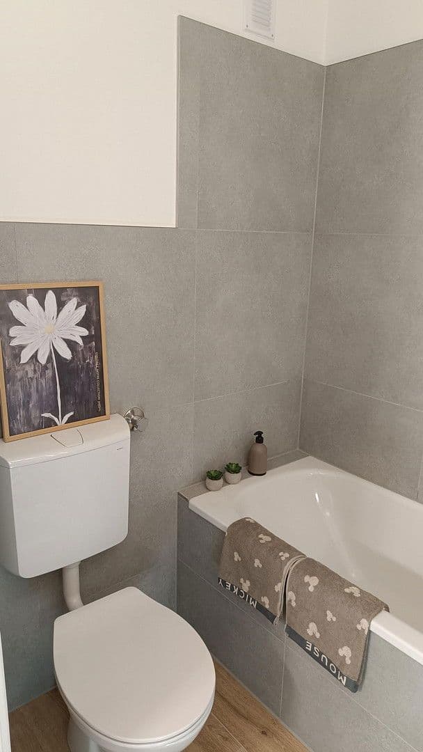 Prodej bytu 2+1 48 m², Viersener Straße 24, Mönchengladbach, Severní Porýní-Vestfálsko Prodej bytu 2+1 48 m², Viersener Straße 24, Mönchengladbach, Severní Porýní-Vestfálsko