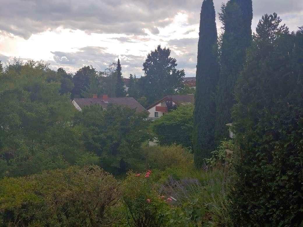 Pronájem bytu 3+kk 105 m², Im Schießgärtle 17, Stuttgart, Bádensko-Württembersko Pronájem bytu 3+kk 105 m², Im Schießgärtle 17, Stuttgart, Bádensko-Württembersko