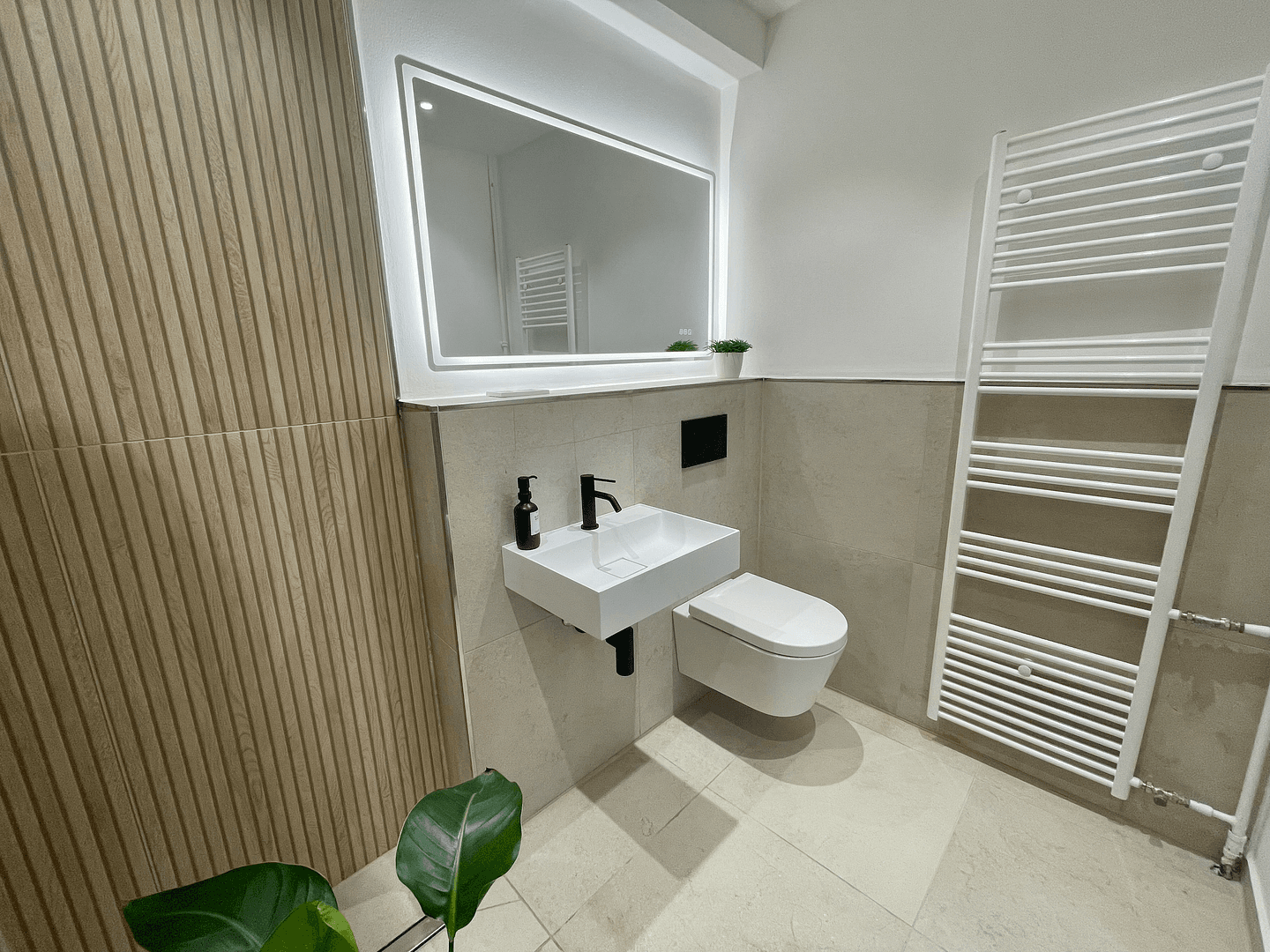 Prodej bytu 3+1 80 m², Schildkrötenweg 2, Stuttgart, Bádensko-Württembersko Prodej bytu 3+1 80 m², Schildkrötenweg 2, Stuttgart, Bádensko-Württembersko