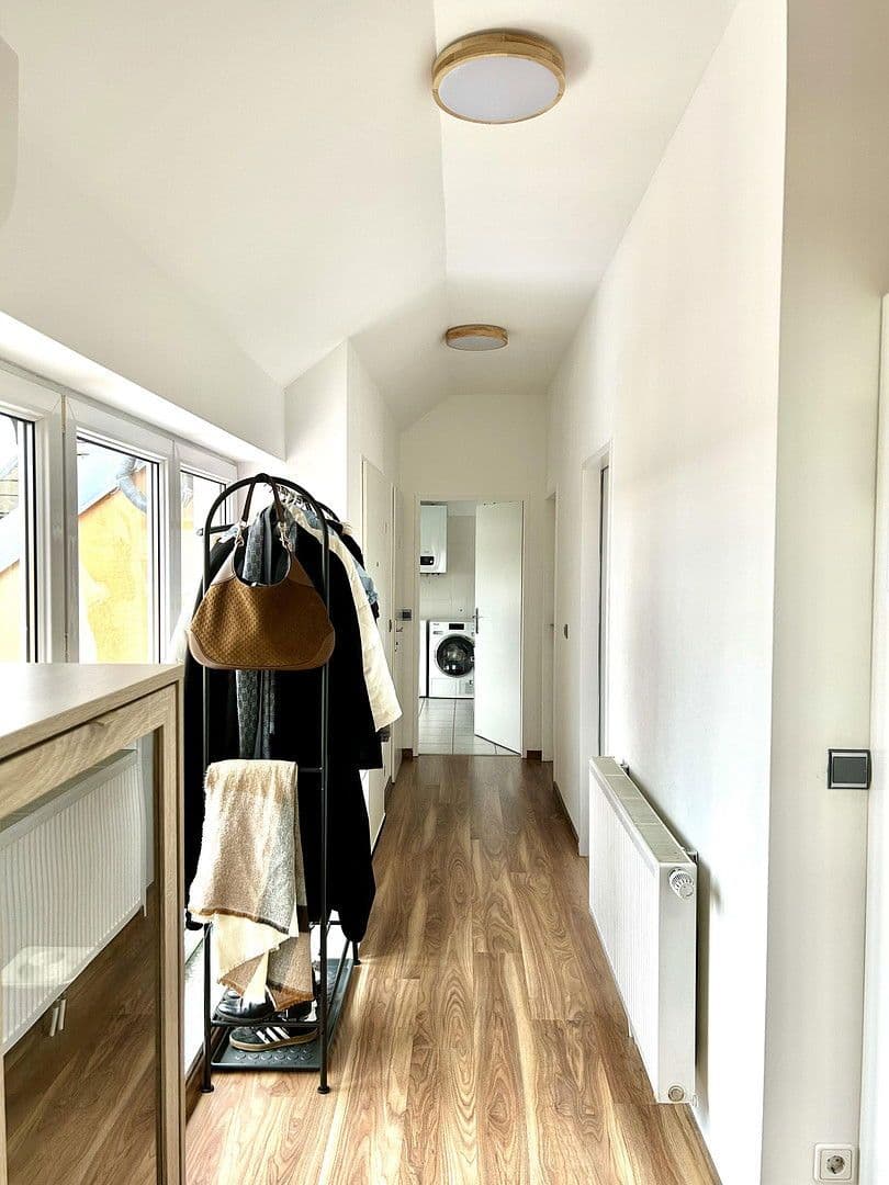 Prodej bytu 3+1 111 m², Wienerstrasse 13, Maria Ellend, Dolní Rakousko Prodej bytu 3+1 111 m², Wienerstrasse 13, Maria Ellend, Dolní Rakousko