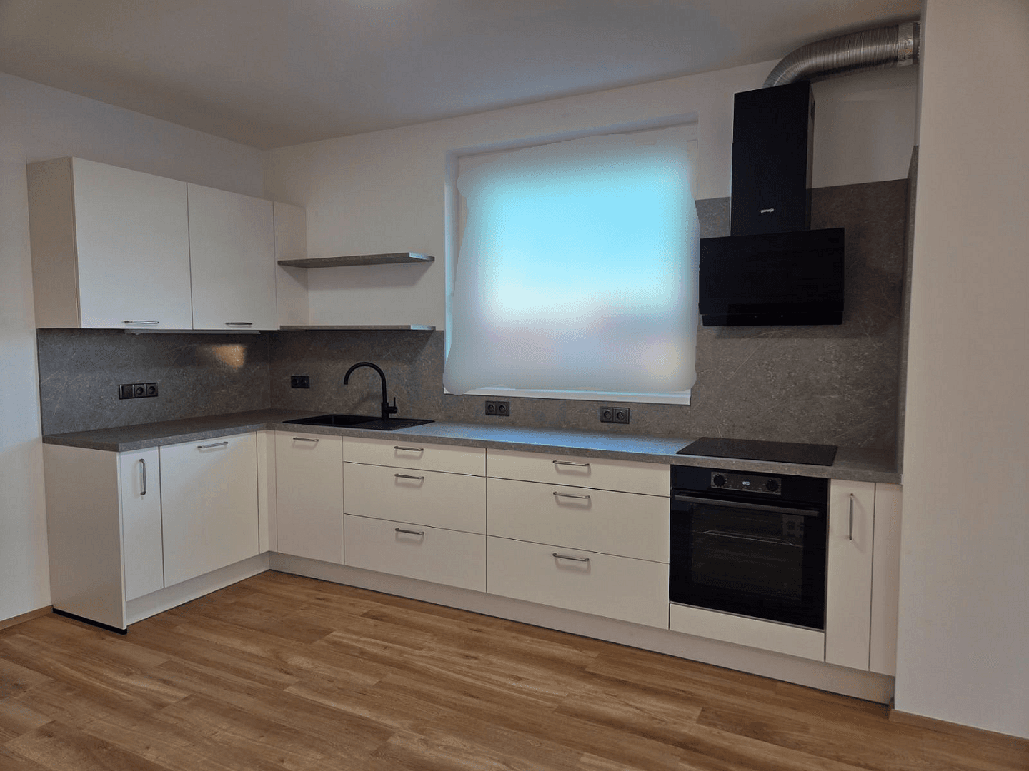 Prodej bytu 3+1 80 m², München, Bavorsko Prodej bytu 3+1 80 m², München, Bavorsko