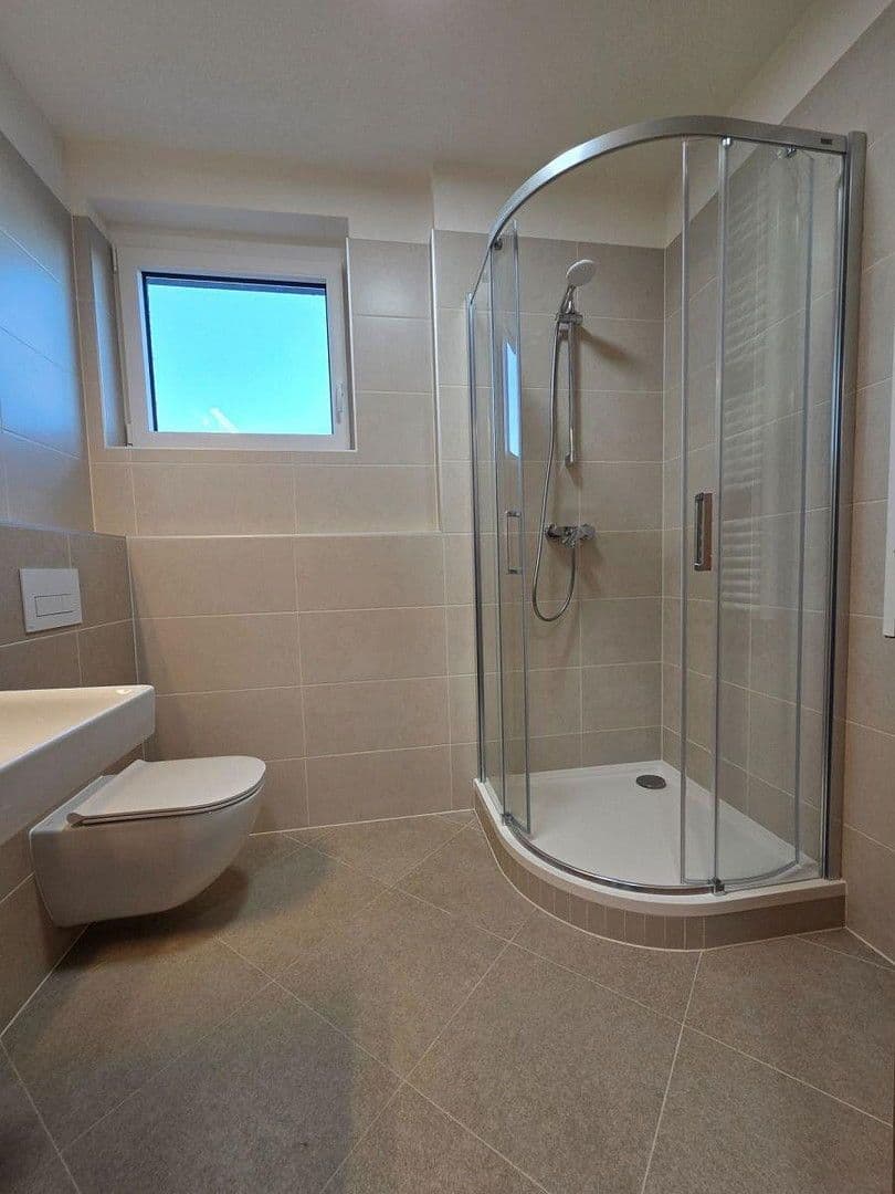 Prodej bytu 3+1 80 m², München, Bavorsko Prodej bytu 3+1 80 m², München, Bavorsko