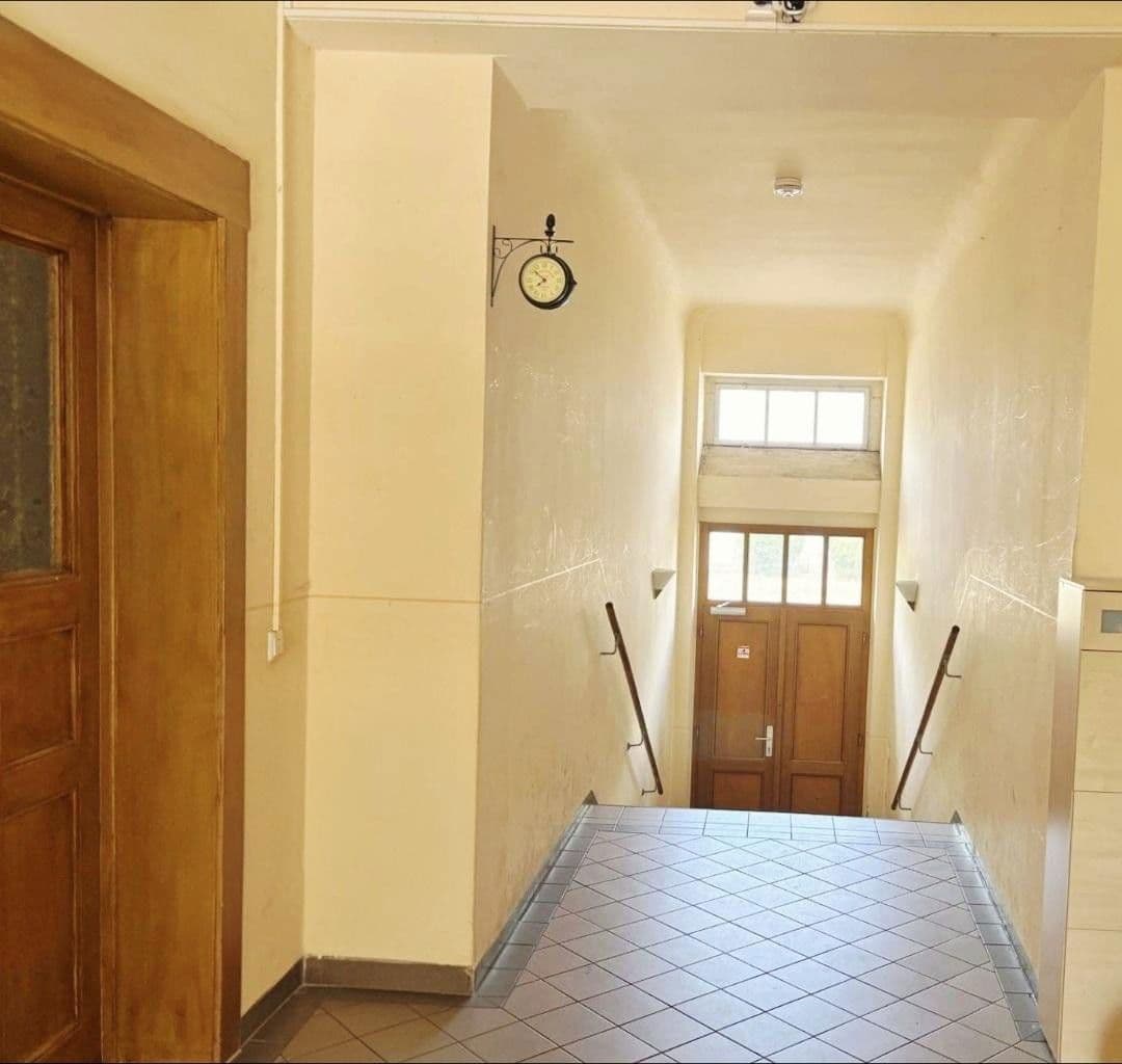 Pronájem bytu 4+1 128 m², Georg-Schumann-Straße 31, Leipzig, Sasko Pronájem bytu 4+1 128 m², Georg-Schumann-Straße 31, Leipzig, Sasko