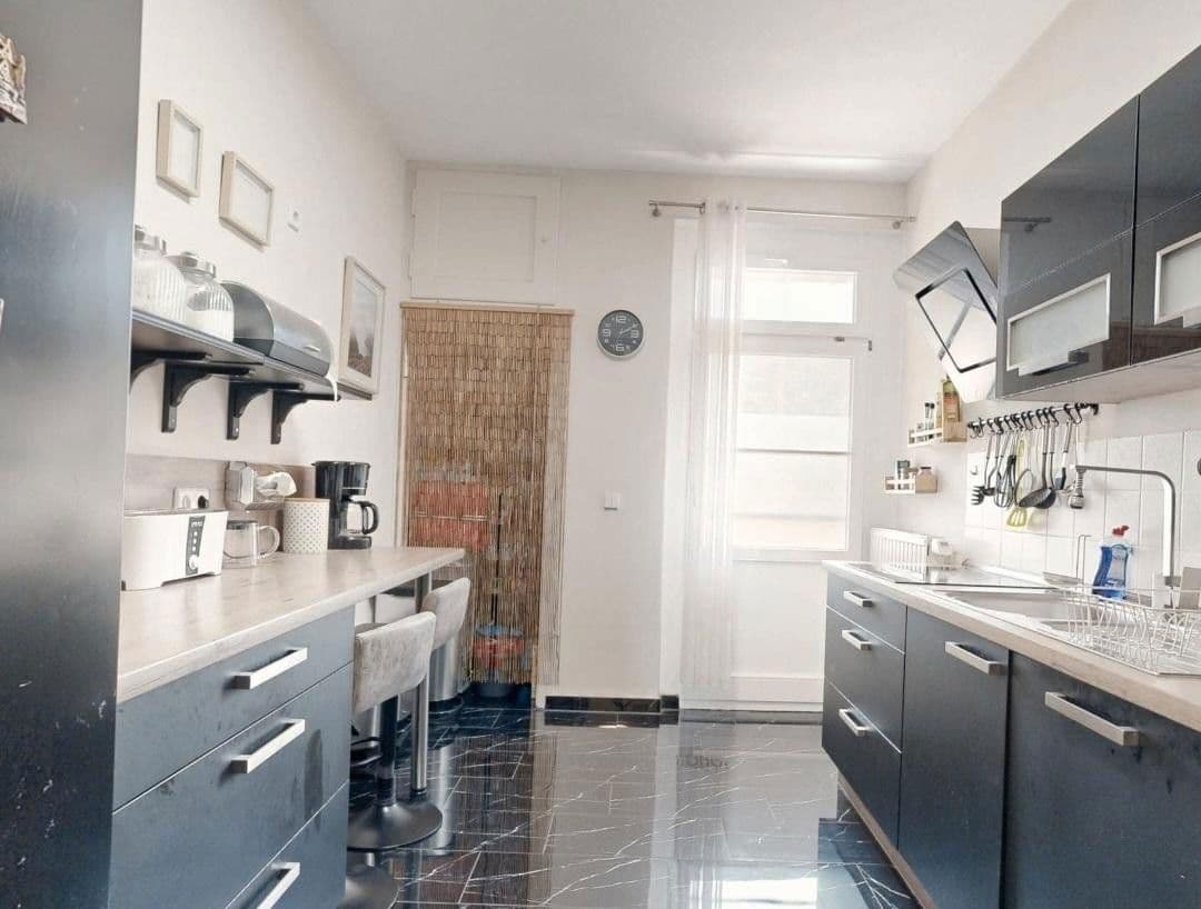 Pronájem bytu 4+1 128 m², Georg-Schumann-Straße 31, Leipzig, Sasko Pronájem bytu 4+1 128 m², Georg-Schumann-Straße 31, Leipzig, Sasko