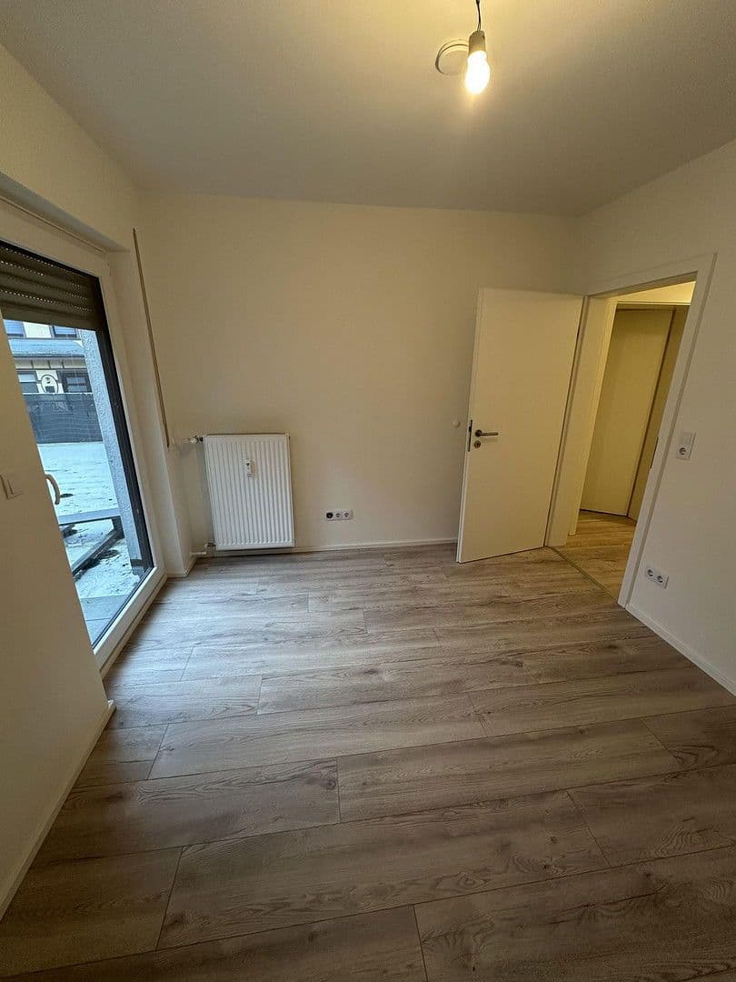 Pronájem bytu 3+1 80 m², Seck, Porýní-Falc Pronájem bytu 3+1 80 m², Seck, Porýní-Falc