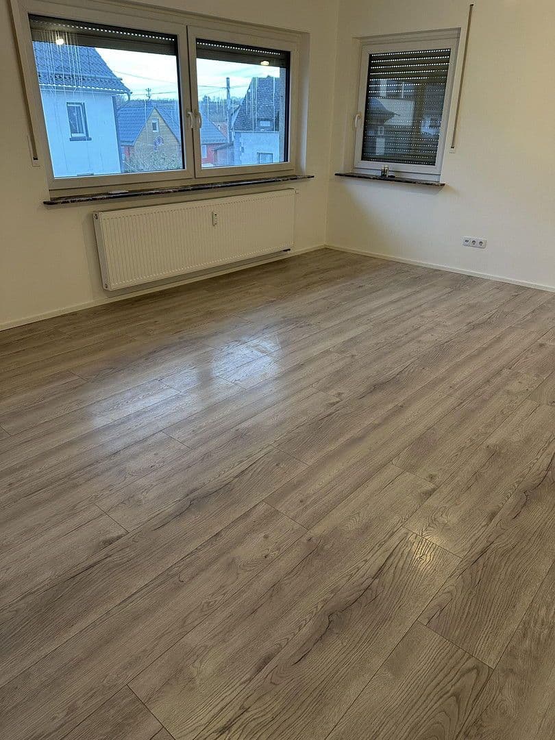 Pronájem bytu 3+1 80 m², Seck, Porýní-Falc Pronájem bytu 3+1 80 m², Seck, Porýní-Falc