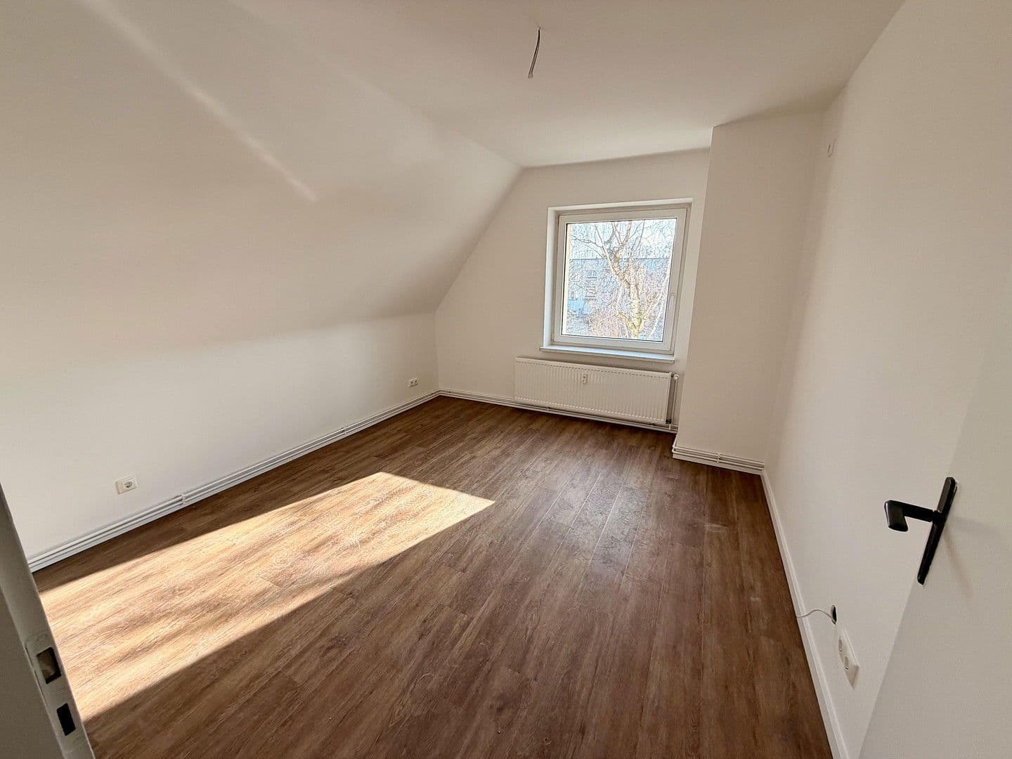 Pronájem bytu 1+kk 42 m², Birkenstraße 1, Groß Kreutz (Havel), Braniborsko Pronájem bytu 1+kk 42 m², Birkenstraße 1, Groß Kreutz (Havel), Braniborsko