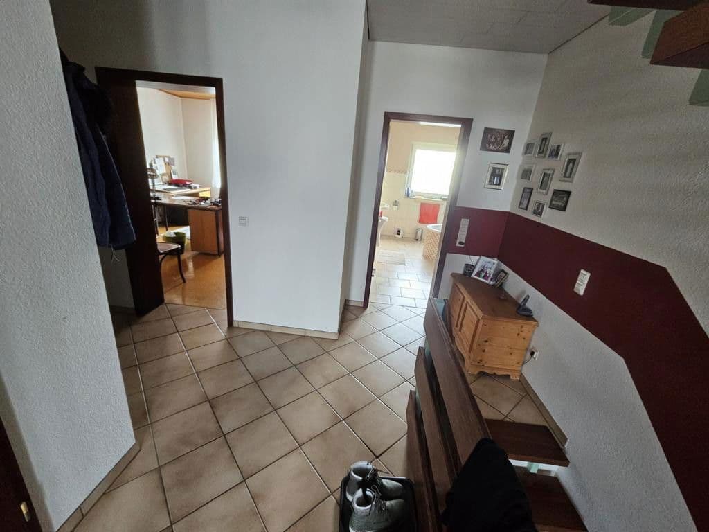 Prodej domu 170 m², pozemek 690 m², Starzach, Bádensko-Württembersko Prodej domu 170 m², pozemek 690 m², Starzach, Bádensko-Württembersko