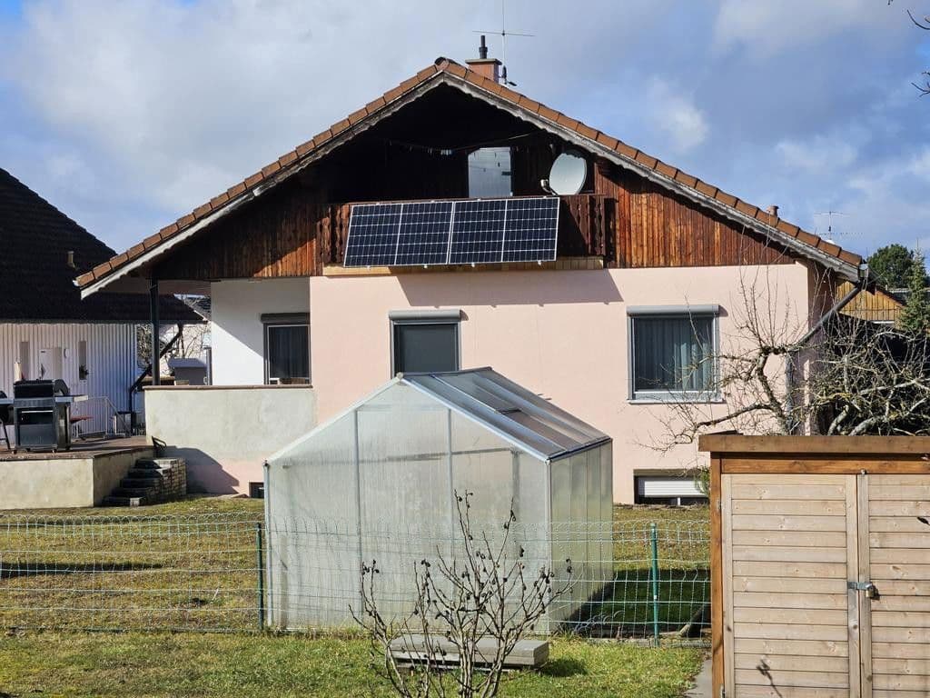 Prodej domu 170 m², pozemek 690 m², Starzach, Bádensko-Württembersko Prodej domu 170 m², pozemek 690 m², Starzach, Bádensko-Württembersko