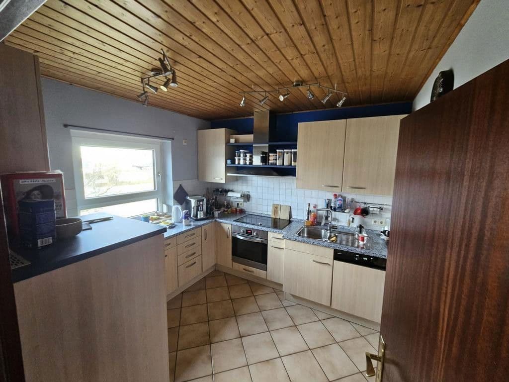 Prodej domu 170 m², pozemek 690 m², Starzach, Bádensko-Württembersko Prodej domu 170 m², pozemek 690 m², Starzach, Bádensko-Württembersko