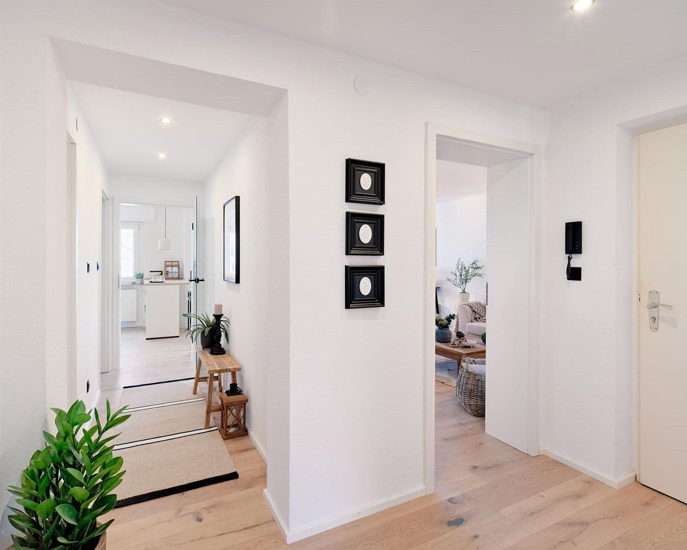 Prodej bytu 2+kk 65 m², Uhlbergstr. 24, Filderstadt, Bádensko-Württembersko Prodej bytu 2+kk 65 m², Uhlbergstr. 24, Filderstadt, Bádensko-Württembersko