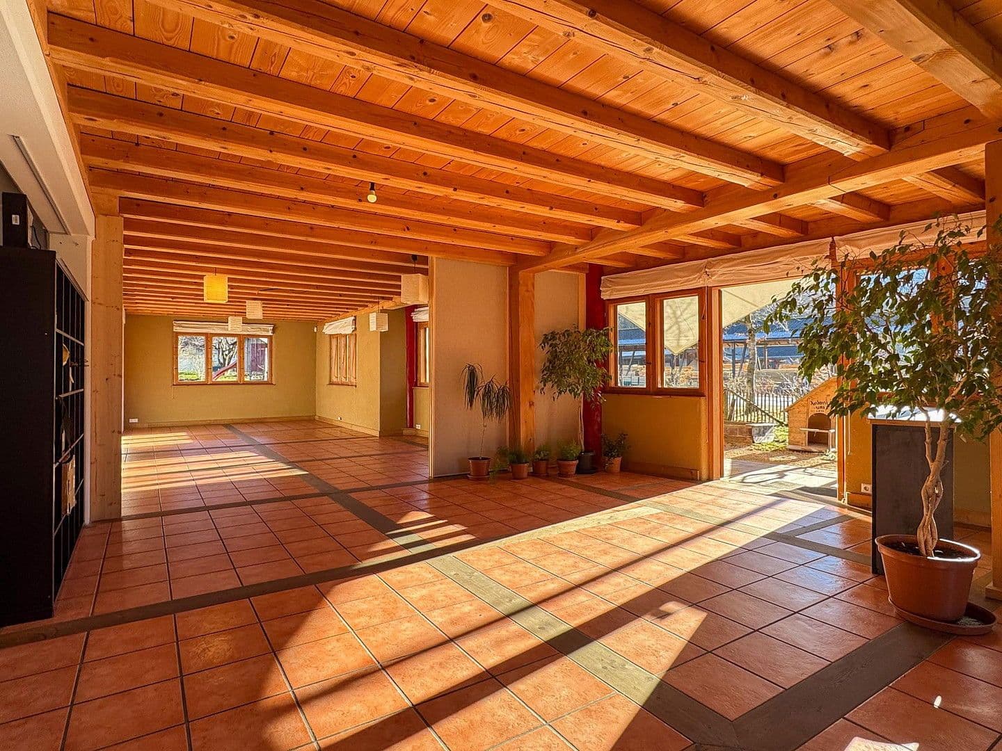 Prodej kanceláře 560 m², Frasdorf, Bavorsko Prodej kanceláře 560 m², Frasdorf, Bavorsko