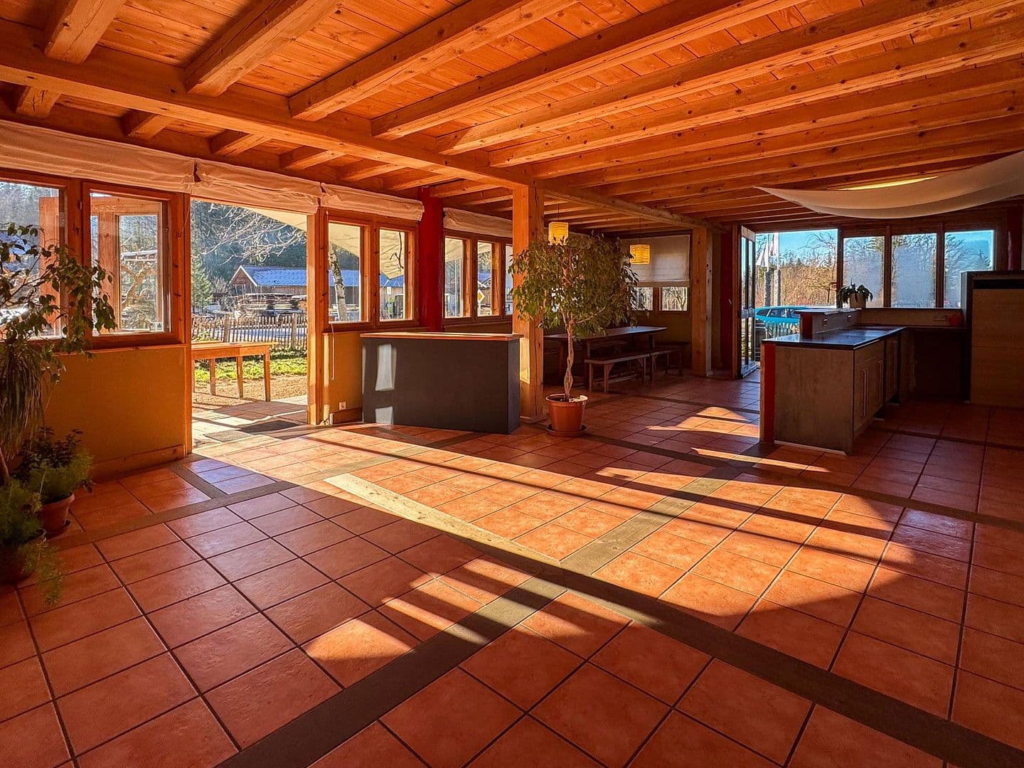 Prodej kanceláře 560 m², Frasdorf, Bavorsko Prodej kanceláře 560 m², Frasdorf, Bavorsko