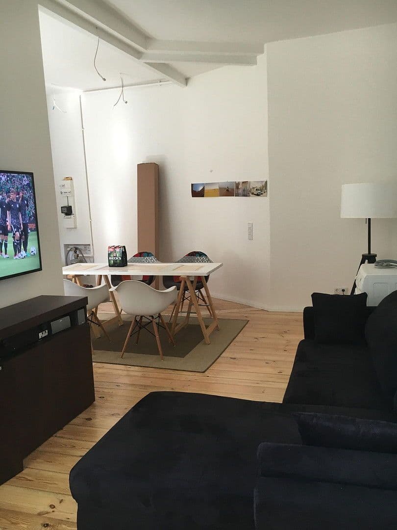 Prodej bytu 2+kk 57 m², Berlin, Berlín Prodej bytu 2+kk 57 m², Berlin, Berlín