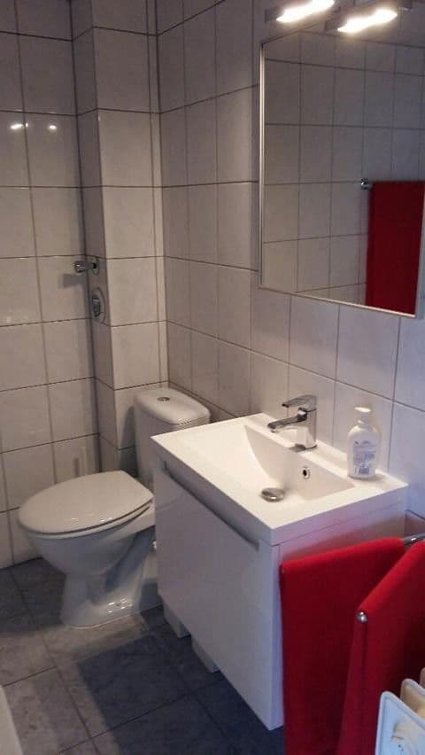 Pronájem bytu 1+1 53 m², Kalker Hauptstr. 193 - 195, Köln, Severní Porýní-Vestfálsko Pronájem bytu 1+1 53 m², Kalker Hauptstr. 193 - 195, Köln, Severní Porýní-Vestfálsko