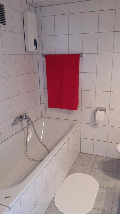 Pronájem bytu 1+1 53 m², Kalker Hauptstr. 193 - 195, Köln, Severní Porýní-Vestfálsko Pronájem bytu 1+1 53 m², Kalker Hauptstr. 193 - 195, Köln, Severní Porýní-Vestfálsko