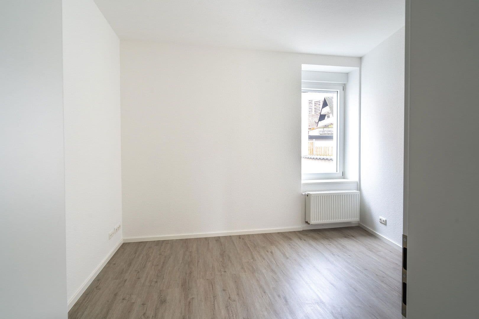 Pronájem bytu 3+1 93 m², Koblenzer Strasse 41, Bingen am Rhein, Porýní-Falc Pronájem bytu 3+1 93 m², Koblenzer Strasse 41, Bingen am Rhein, Porýní-Falc