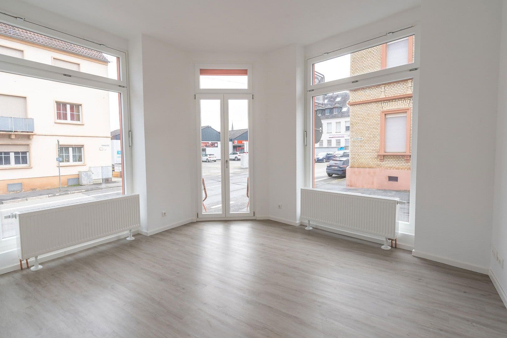 Pronájem bytu 3+1 93 m², Koblenzer Strasse 41, Bingen am Rhein, Porýní-Falc Pronájem bytu 3+1 93 m², Koblenzer Strasse 41, Bingen am Rhein, Porýní-Falc