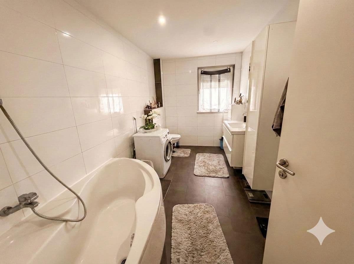 Prodej domu 450 m², pozemek 540 m², Rüsselsheim am Main, Hessen Prodej domu 450 m², pozemek 540 m², Rüsselsheim am Main, Hessen