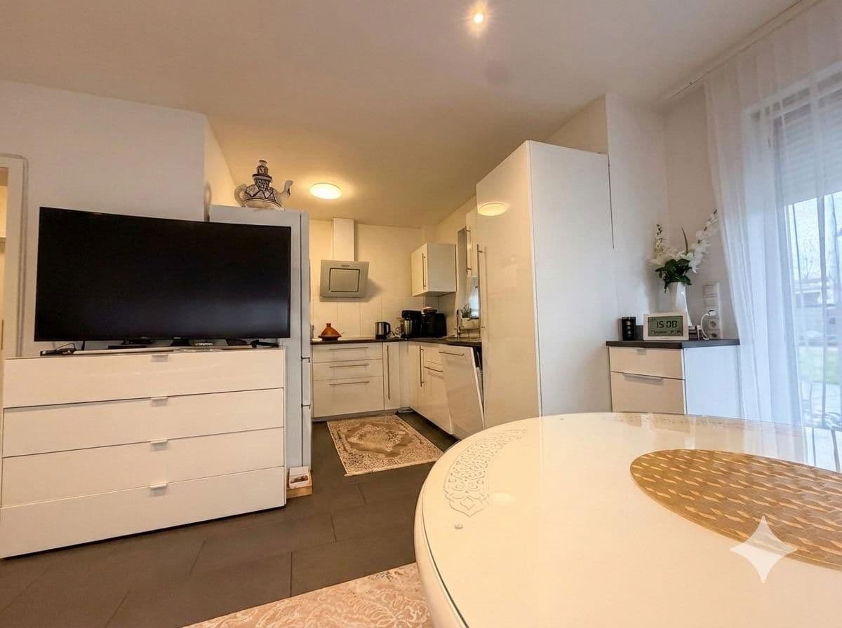 Prodej domu 450 m², pozemek 540 m², Rüsselsheim am Main, Hessen Prodej domu 450 m², pozemek 540 m², Rüsselsheim am Main, Hessen