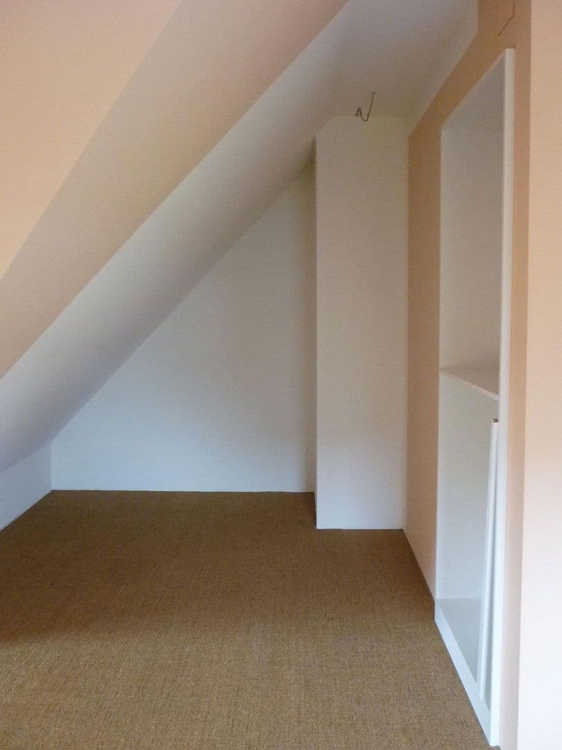 Pronájem domu 90 m², pozemek 190 m², Yorckstr. 3, Lehrte, Dolní Sasko Pronájem domu 90 m², pozemek 190 m², Yorckstr. 3, Lehrte, Dolní Sasko