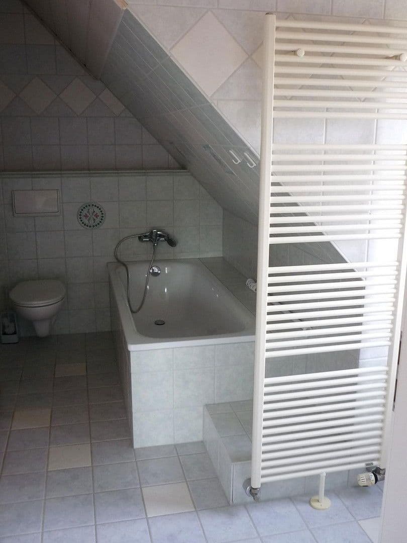 Pronájem domu 90 m², pozemek 190 m², Yorckstr. 3, Lehrte, Dolní Sasko Pronájem domu 90 m², pozemek 190 m², Yorckstr. 3, Lehrte, Dolní Sasko