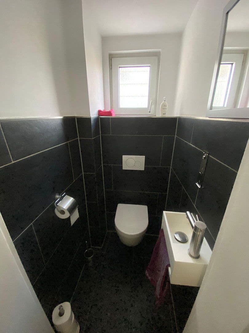 Pronájem kanceláře 120 m², Fritz-Bauer-Straße, Darmstadt, Hessen Pronájem kanceláře 120 m², Fritz-Bauer-Straße, Darmstadt, Hessen