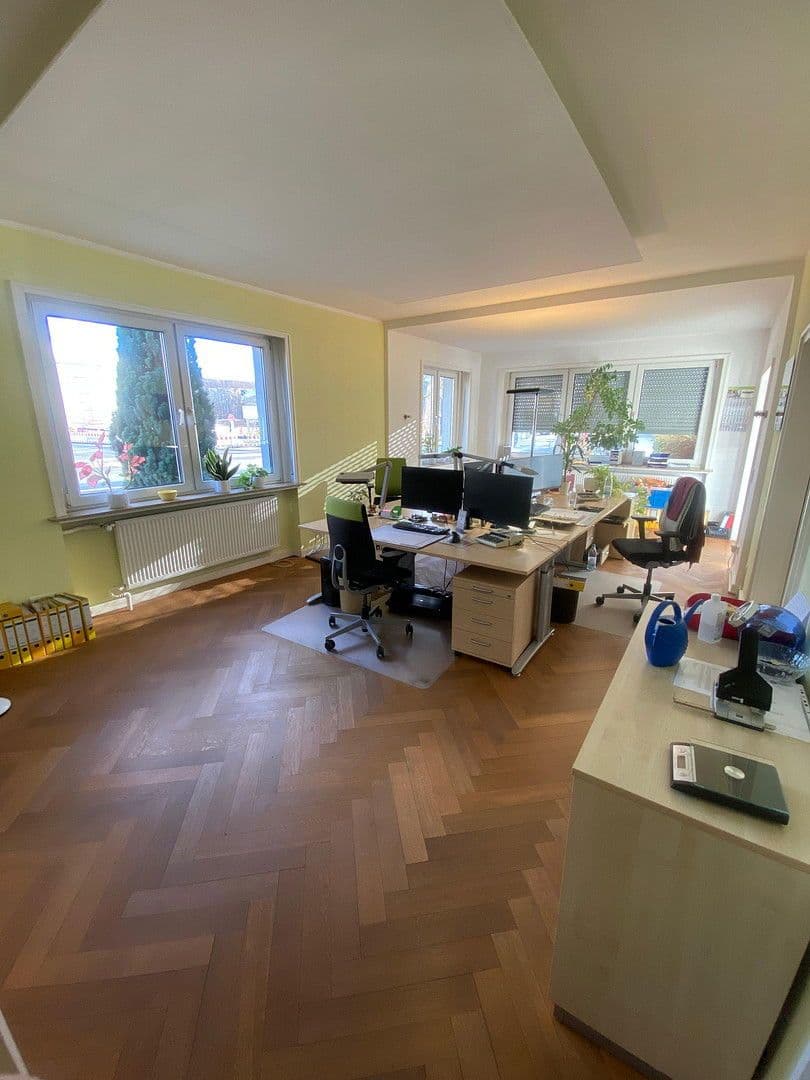 Pronájem kanceláře 120 m², Fritz-Bauer-Straße, Darmstadt, Hessen Pronájem kanceláře 120 m², Fritz-Bauer-Straße, Darmstadt, Hessen