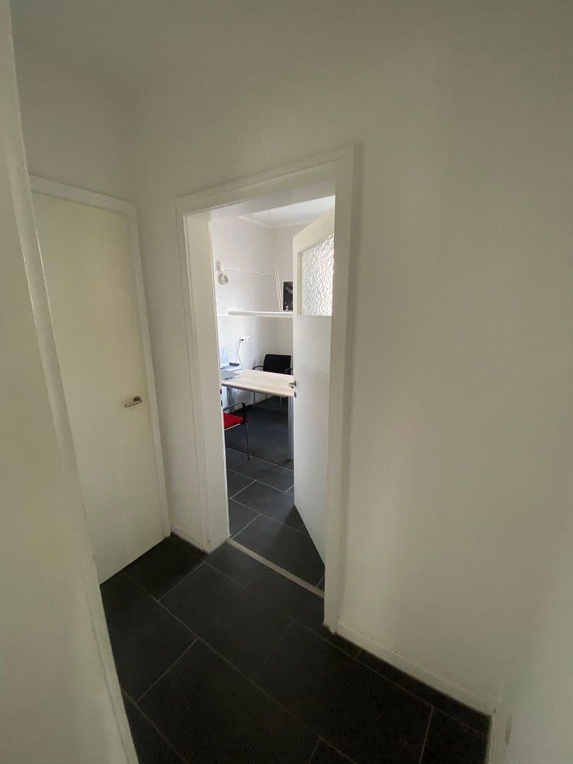 Pronájem kanceláře 120 m², Fritz-Bauer-Straße, Darmstadt, Hessen Pronájem kanceláře 120 m², Fritz-Bauer-Straße, Darmstadt, Hessen