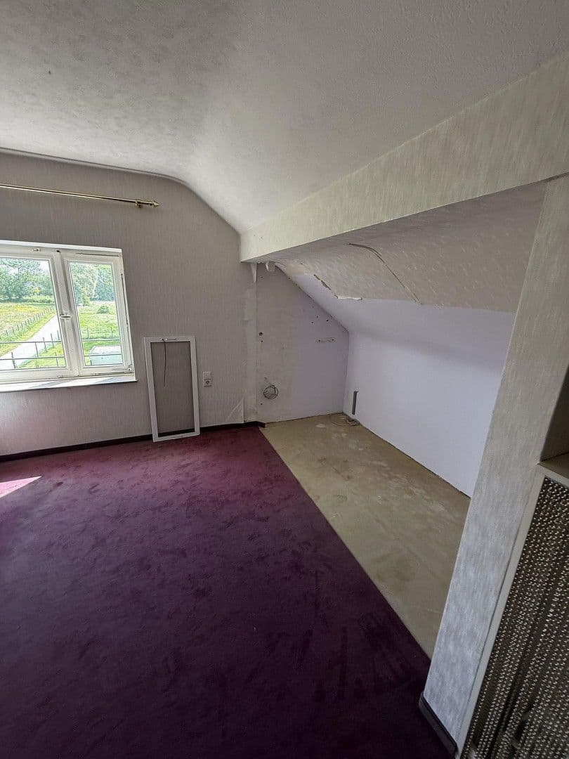 Prodej domu 143 m², pozemek 1.000 m², Haalerstraße 155, Würselen, Severní Porýní-Vestfálsko Prodej domu 143 m², pozemek 1.000 m², Haalerstraße 155, Würselen, Severní Porýní-Vestfálsko
