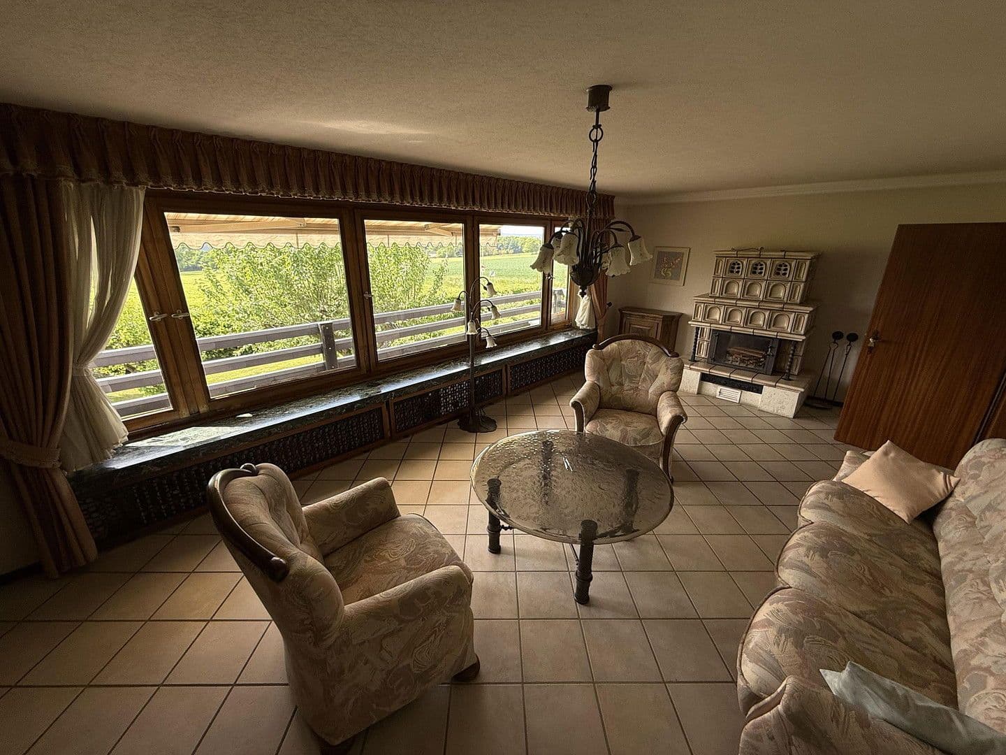 Prodej domu 143 m², pozemek 1.000 m², Haalerstraße 155, Würselen, Severní Porýní-Vestfálsko Prodej domu 143 m², pozemek 1.000 m², Haalerstraße 155, Würselen, Severní Porýní-Vestfálsko