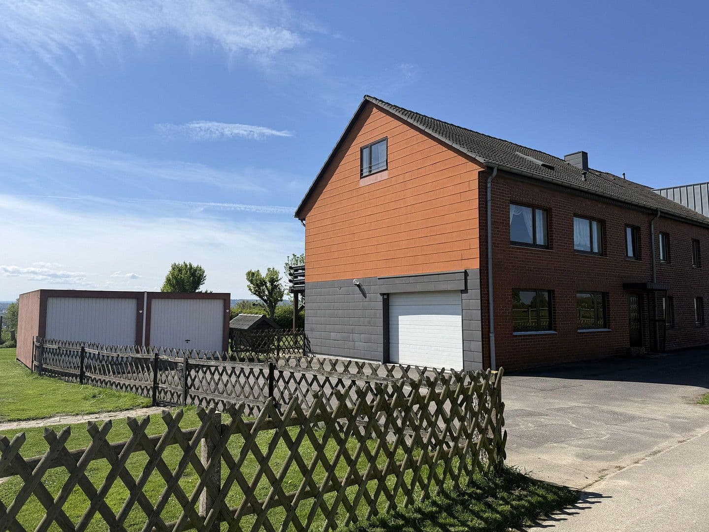 Prodej domu 143 m², pozemek 1.000 m², Haalerstraße 155, Würselen, Severní Porýní-Vestfálsko Prodej domu 143 m², pozemek 1.000 m², Haalerstraße 155, Würselen, Severní Porýní-Vestfálsko