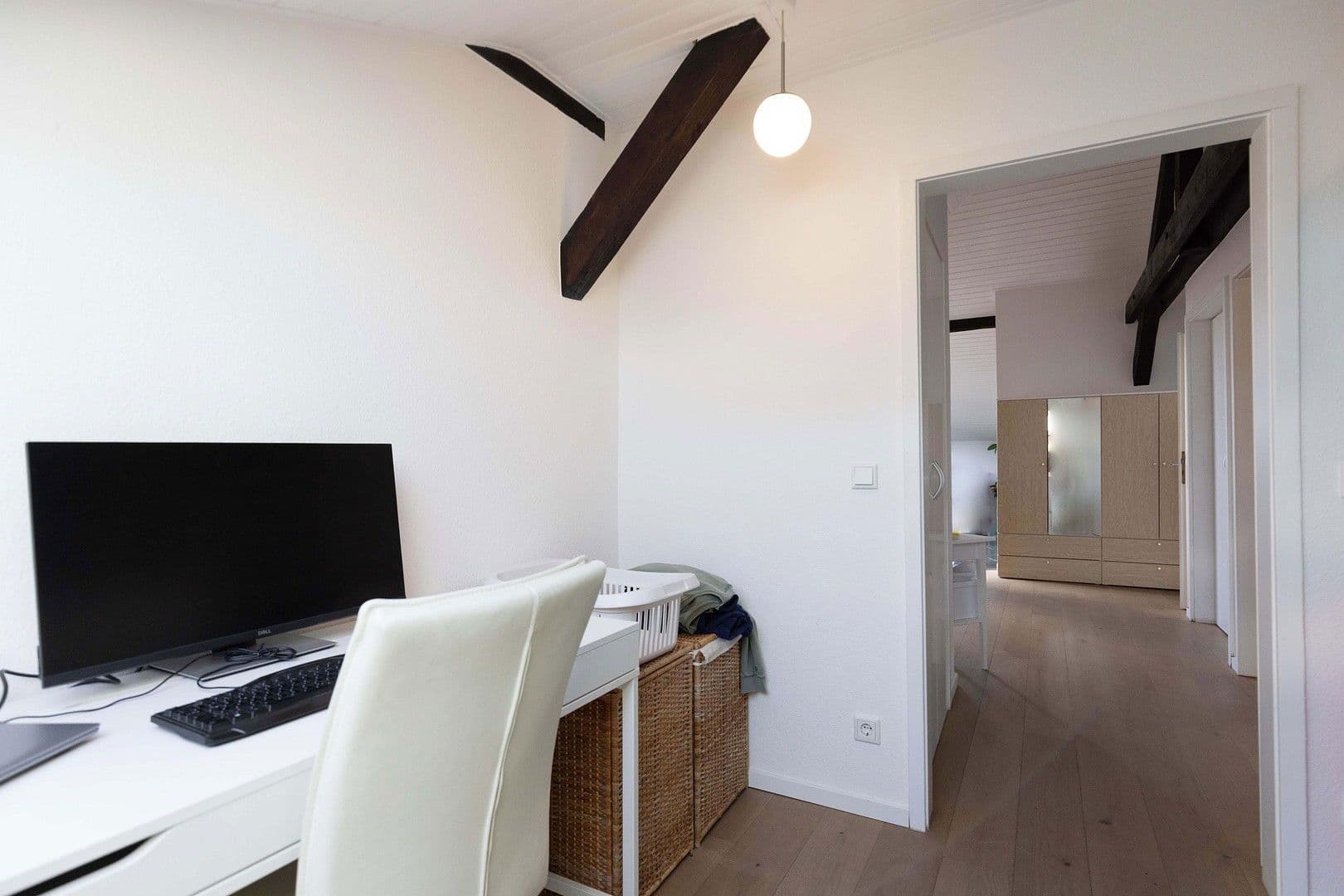 Prodej bytu 2+1 77 m², Bonn, Severní Porýní-Vestfálsko Prodej bytu 2+1 77 m², Bonn, Severní Porýní-Vestfálsko