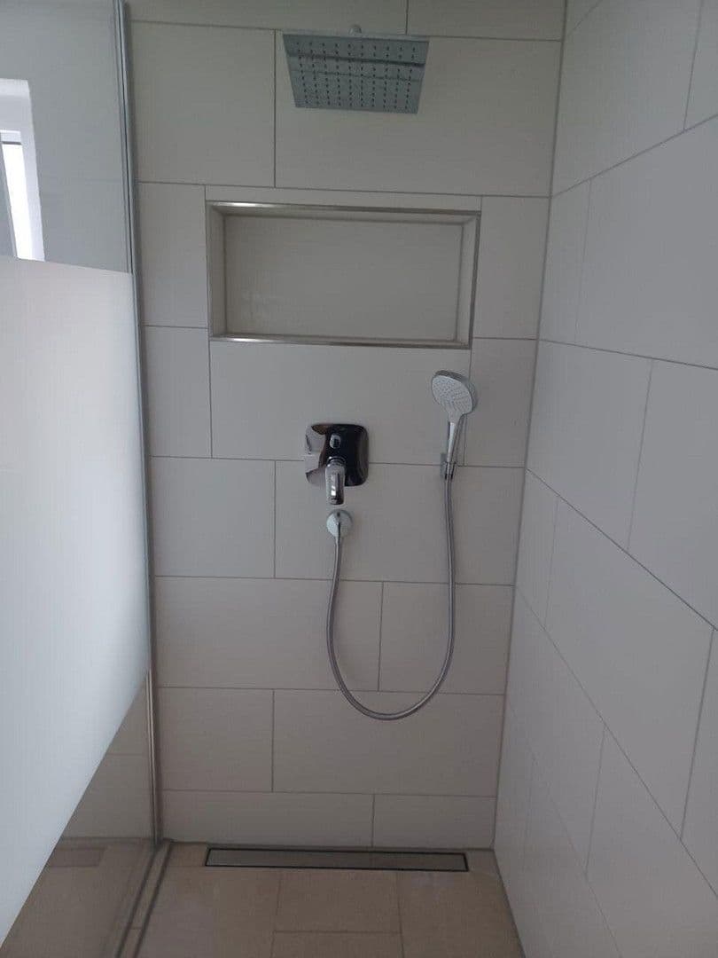 Pronájem bytu 4+1 79 m², Großbottwar, Bádensko-Württembersko Pronájem bytu 4+1 79 m², Großbottwar, Bádensko-Württembersko