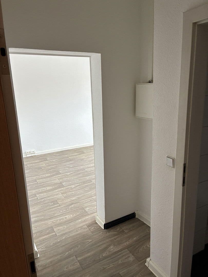 Pronájem bytu 25 m², Linzer Straße 43, Dessau-Roßlau, Sasko-Anhaltsko Pronájem bytu 25 m², Linzer Straße 43, Dessau-Roßlau, Sasko-Anhaltsko